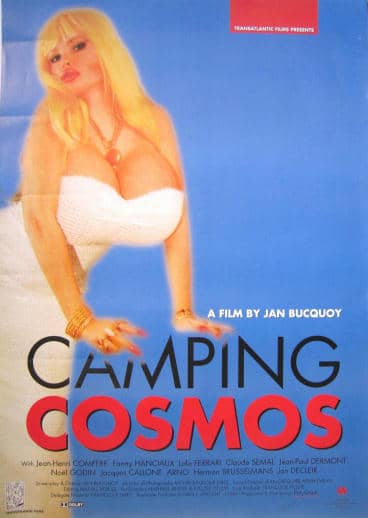 "Camping Cosmos un film par Jan Bucquoy" Lolo Ferrari dans une robe blanche.